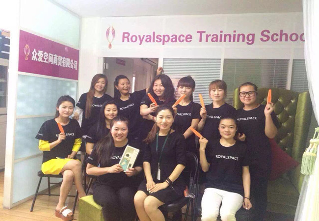 爱空间美甲美睫加盟