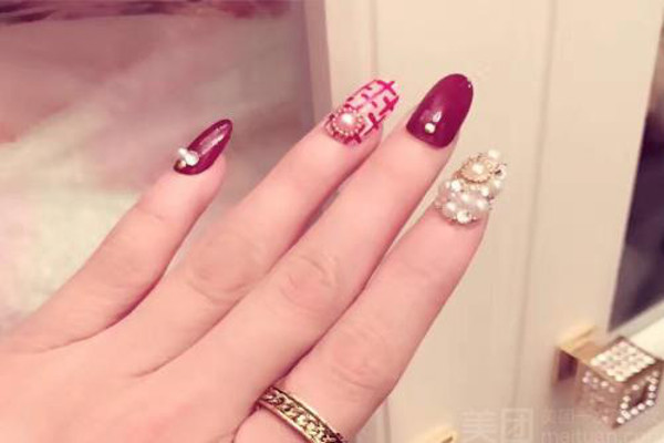 kiss美甲美睫纹绣加盟费