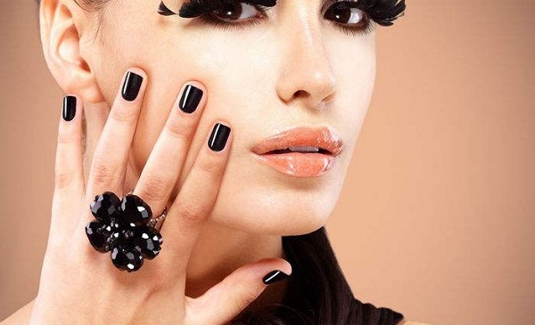 旖旎美甲加盟费