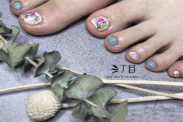 三丁目美甲加盟费