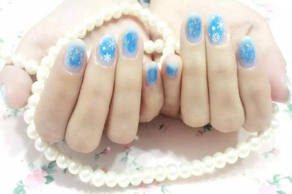 亮艾美甲沙龙加盟费