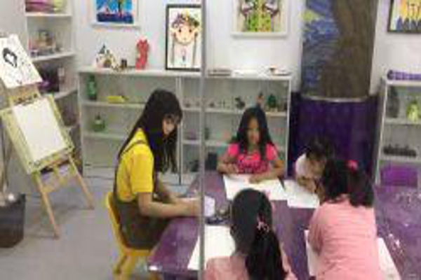 葡萄云美术教育加盟费