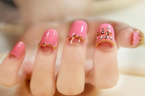 荣颜美甲加盟费