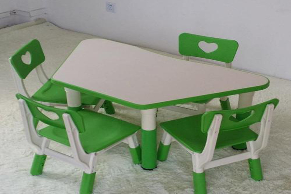 育才学习桌加盟费