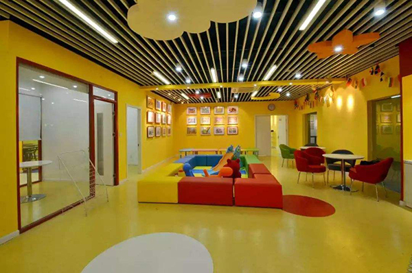 橙艺术少儿美术加盟店