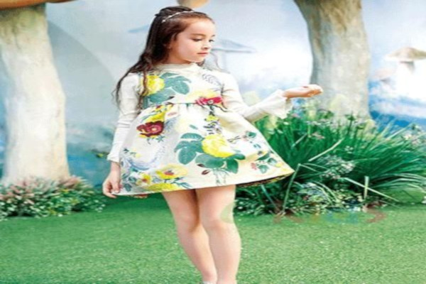 熙熙童装加盟费