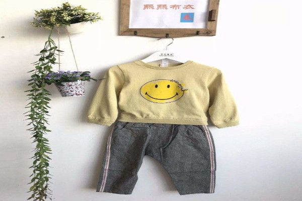 熙熙童装加盟费