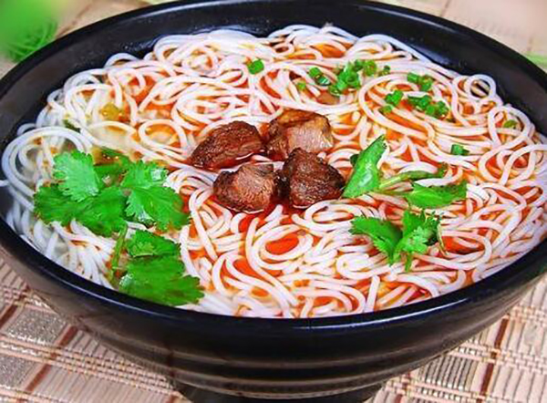 红鼻子卤粉加盟店