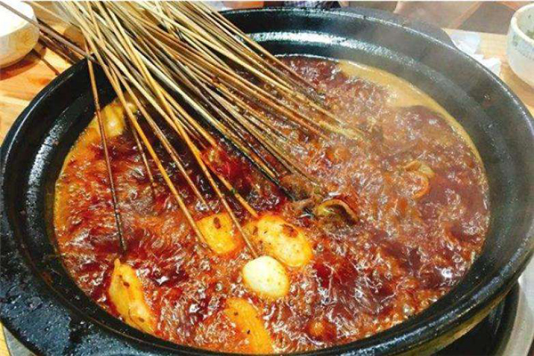 口水留砂锅串串香加盟店