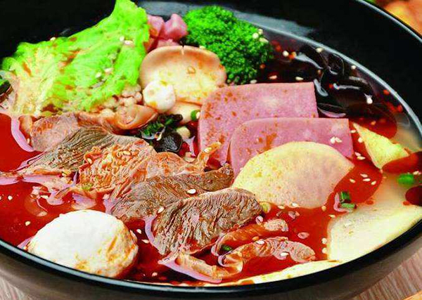 溢客久香麻辣烫加盟店