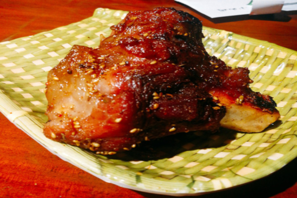 小山洞烤骨头加盟店