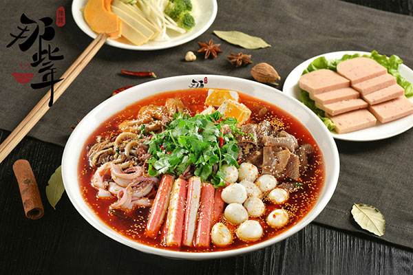 小宇哥麻辣烫加盟费