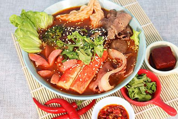 小宇哥麻辣烫加盟费