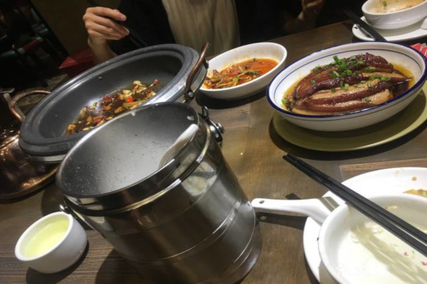 小辣椒大厨房加盟