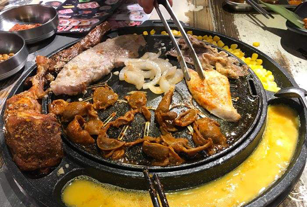 三国惹火烤肉加盟店