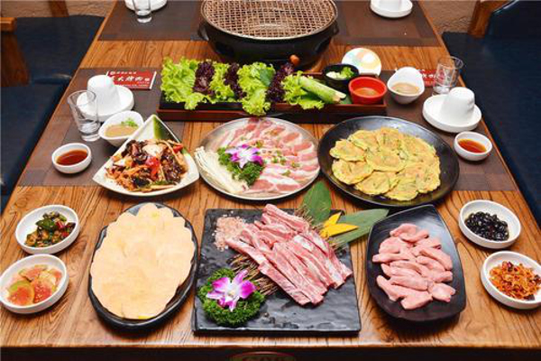 千木炭火烤肉店加盟费