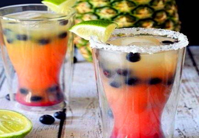 咬我时尚果饮加盟费