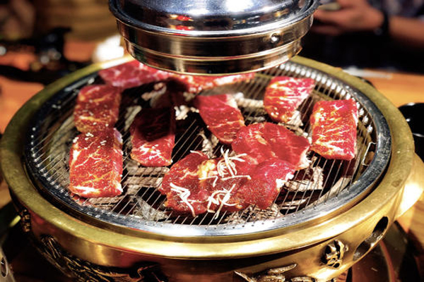 一口牛黑牛烤肉加盟费