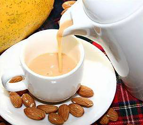 2点1刻奶茶加盟店