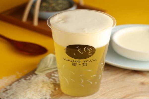 稚茶饮品加盟费