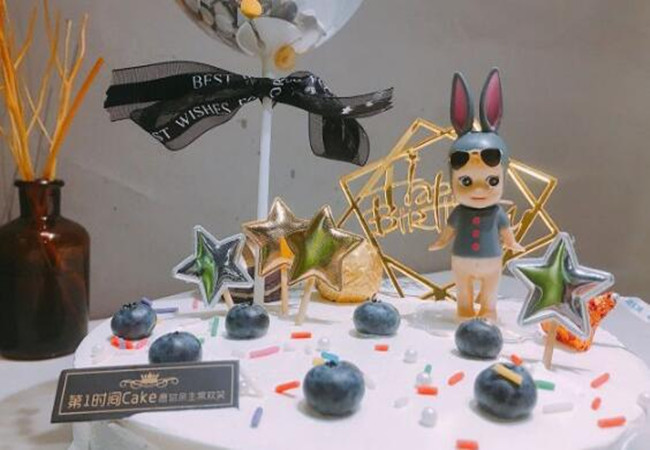 第一时间蛋糕房加盟费