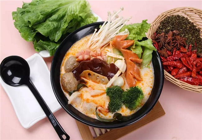 范佳兴麻辣烫加盟费