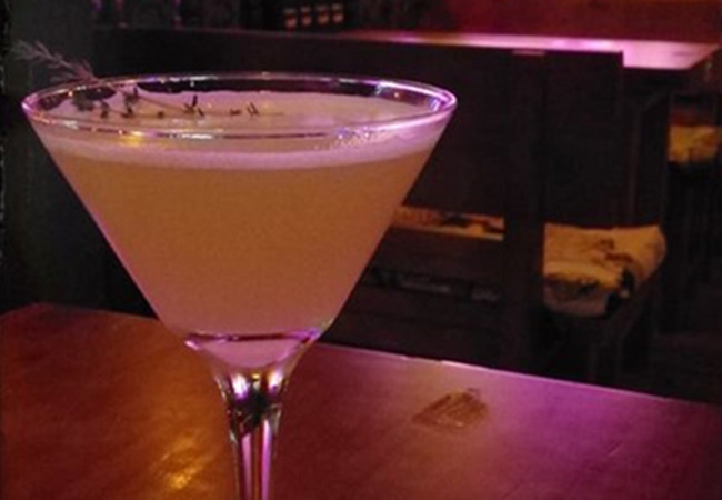 海伦司小酒馆加盟费