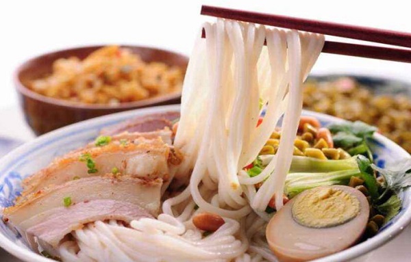 卤达人桂林米粉加盟费