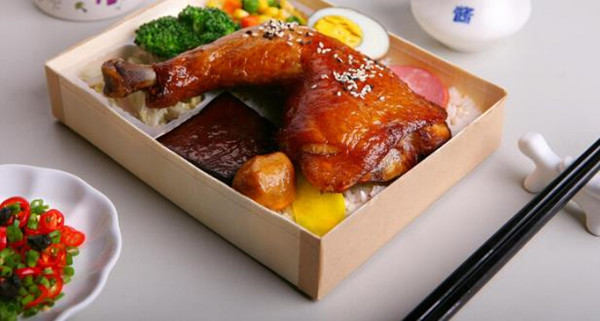 噗噗铁路便当加盟店