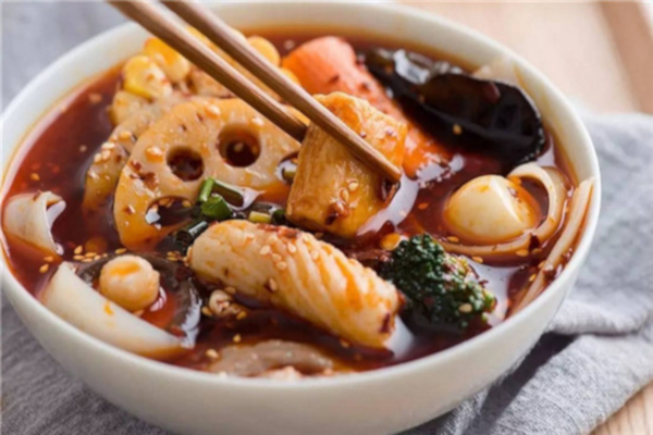 琨仔麻辣烫加盟