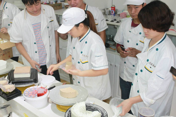 创味来烘焙培训学校加盟费