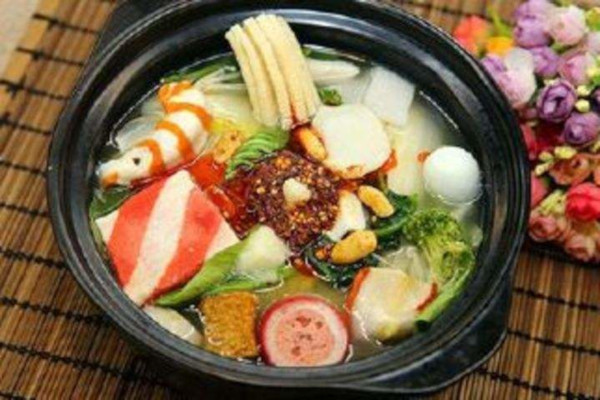 孙记砂锅米线麻辣烫加盟费