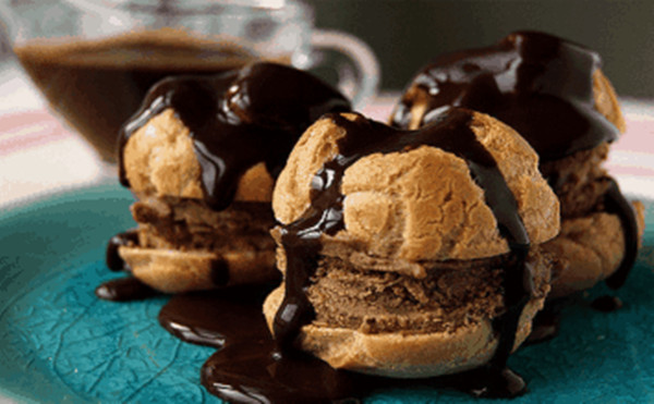 泡芙鲜果吧加盟