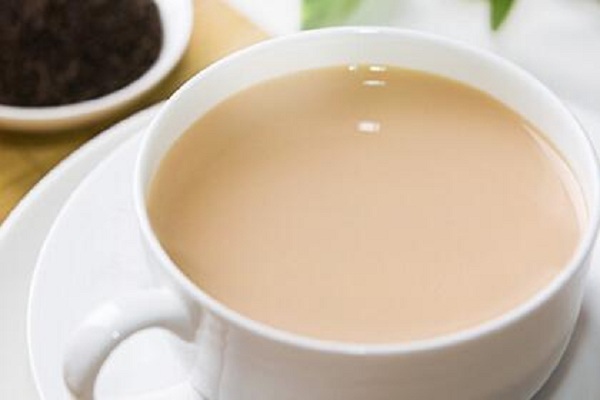 PIO驳二台湾鲜奶茶