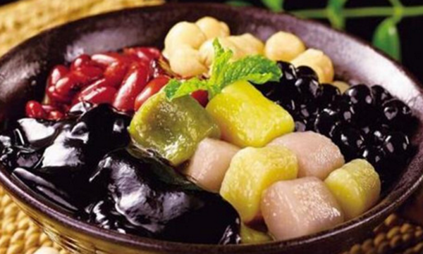 名角烧仙草加盟店