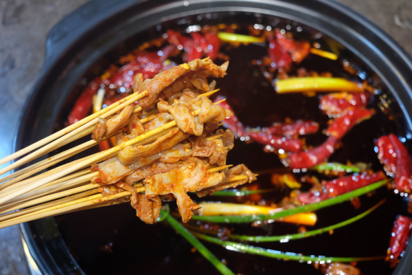 串巴士串串香加盟费