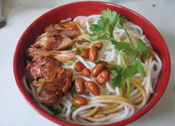 地道战卤粉加盟店