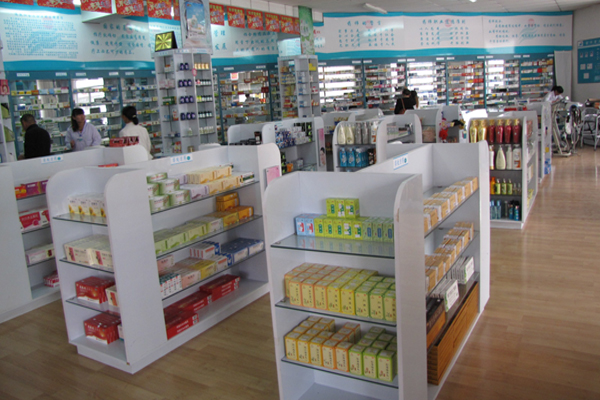 世一堂大药房加盟店