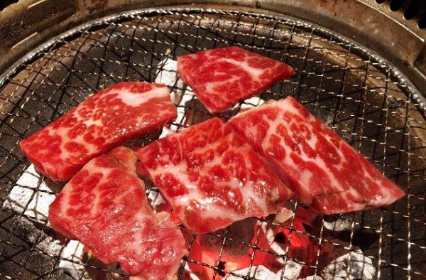 花木源日式炭火烤肉加盟费