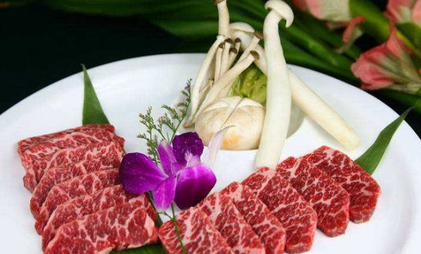 花木源日式炭火烤肉加盟费