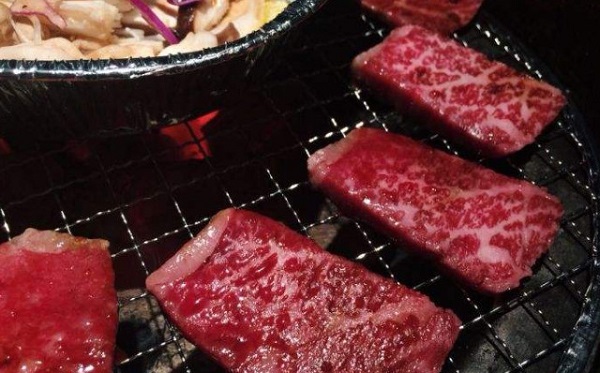 花木源日式炭火烤肉加盟费