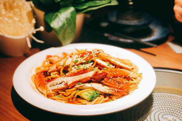 沈记蟹脚面加盟费