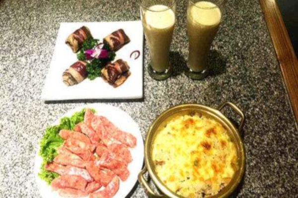 合易泓烤肉加盟