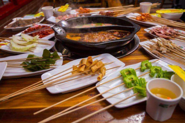 麻子王串串香加盟费