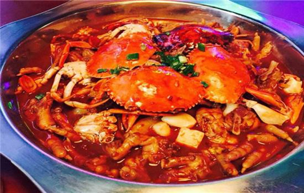 钳多多肉蟹煲加盟店
