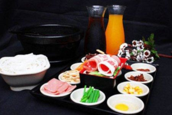 火烧房子过桥米线加盟费