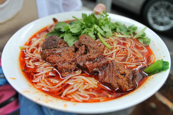 食在幸福牛肉米线加盟费