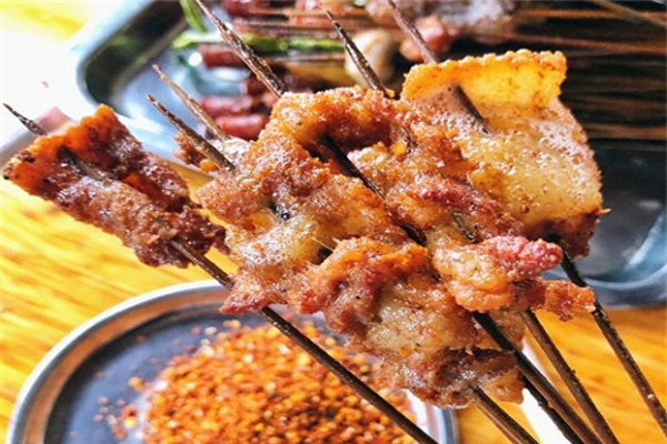 李老三油炸串串香加盟费