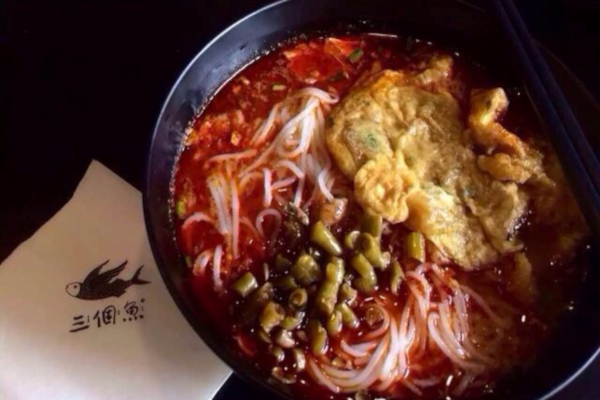 三个鱼湖南米粉加盟费