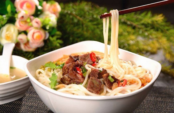 红辣椒桂林米粉加盟费